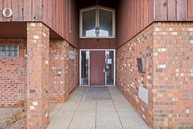 17300 BURGESS, Detroit, MI 48219