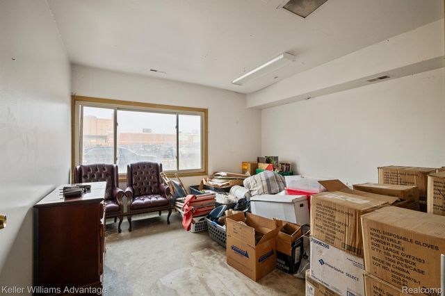 17300 BURGESS, Detroit, MI 48219