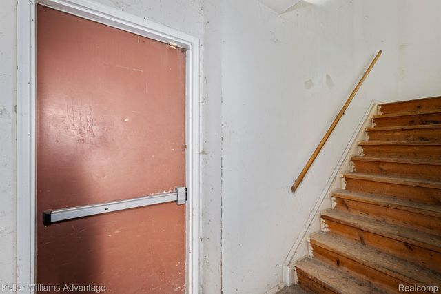 17300 BURGESS, Detroit, MI 48219