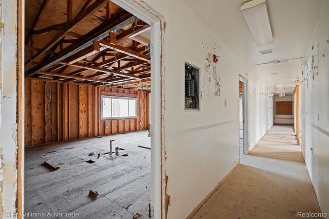 17300 BURGESS, Detroit, MI 48219