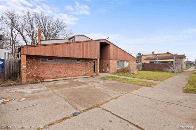 17300 BURGESS, Detroit, MI 48219