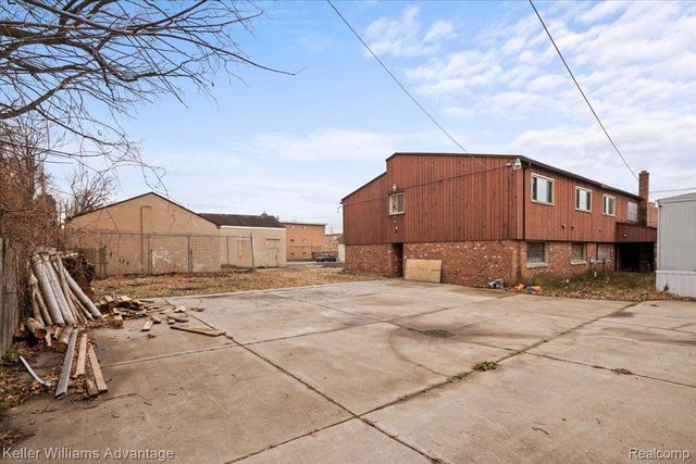 17300 BURGESS, Detroit, MI 48219
