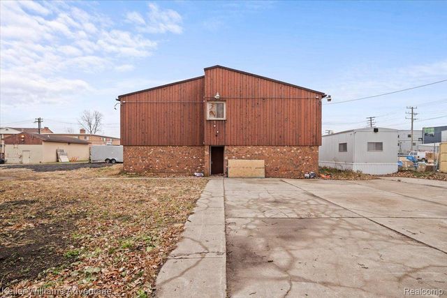 17300 BURGESS, Detroit, MI 48219