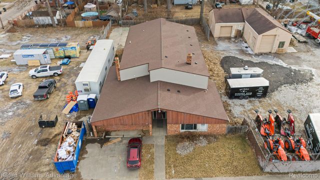 17300 BURGESS, Detroit, MI 48219