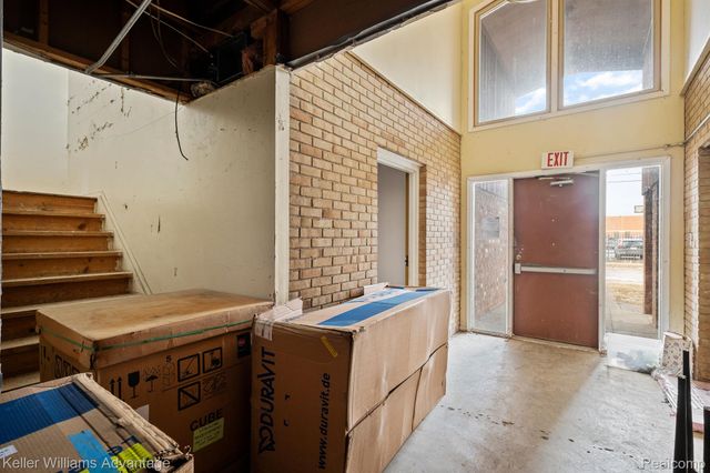 17300 BURGESS, Detroit, MI 48219