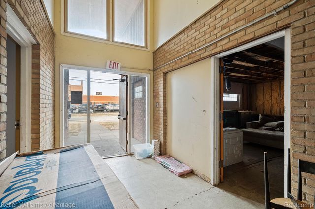 17300 BURGESS, Detroit, MI 48219