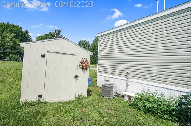 56 Arizona, Van Buren Charter Township, MI 48111