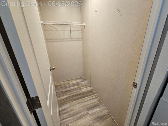 56 Arizona, Van Buren Charter Township, MI 48111