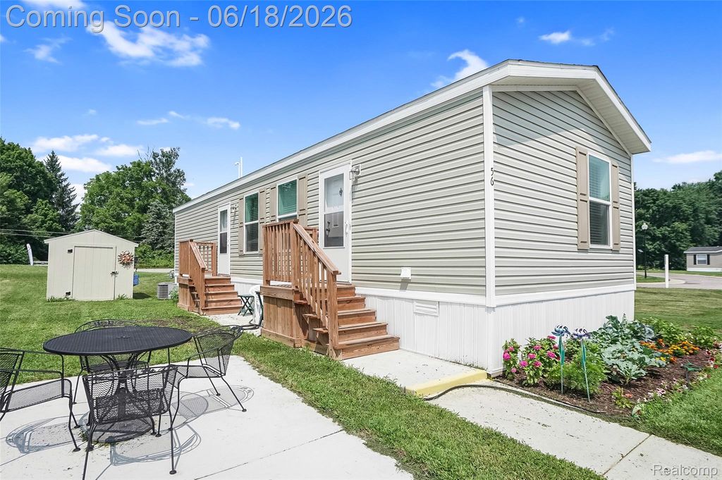 56 Arizona, Van Buren Charter Township, MI 48111