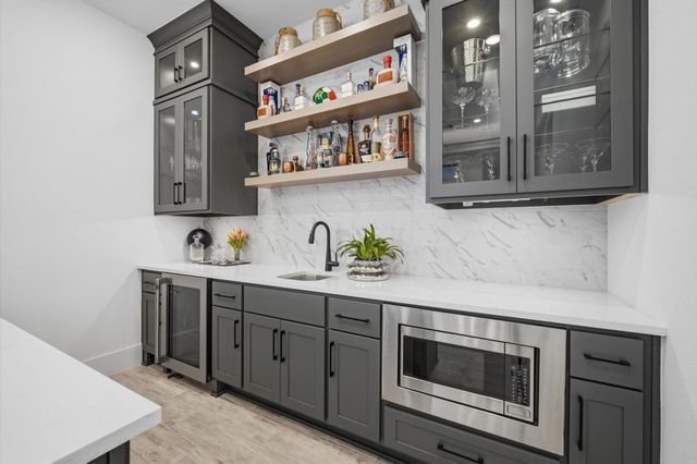 416 Huntington Park Drive, Montgomery, TX 77316