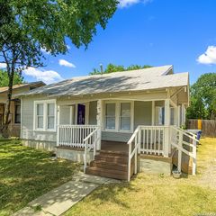 935 W Ridgewood CT, San Antonio, TX 78201