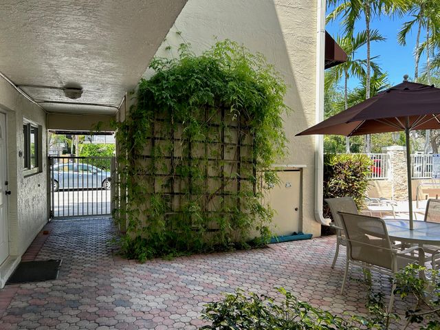 1220 NE 3rd Street 107, Fort Lauderdale, FL 33301
