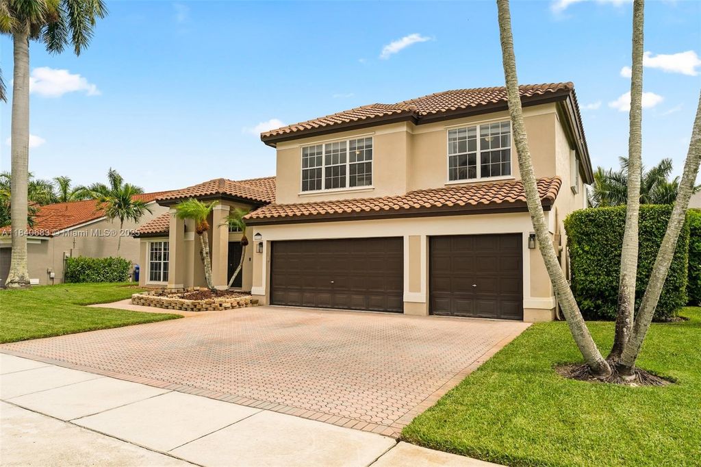 19333 NW 11th St, Pembroke Pines, FL 33029