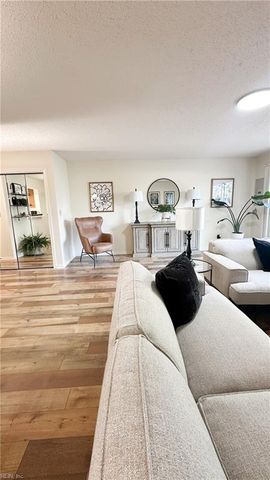 5012 Glenwood WAY, Virginia Beach, VA 23456