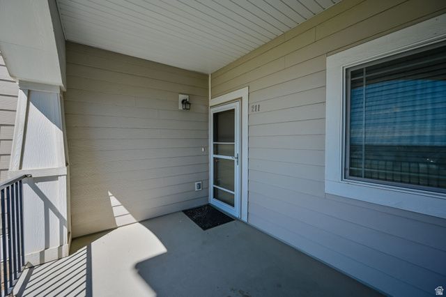 211 W RIDGE RD, Saratoga Springs, UT 84045