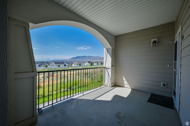 211 W RIDGE RD, Saratoga Springs, UT 84045