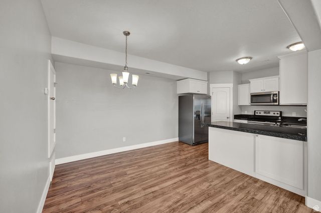 211 W RIDGE RD, Saratoga Springs, UT 84045