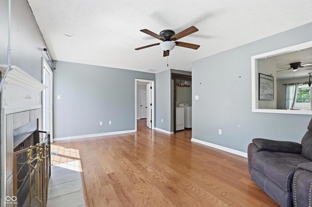 312 Jefferson Valley, Coatesville, IN 46121