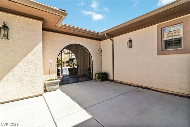 2665 Chateau Clermont Street, Henderson, NV 89044