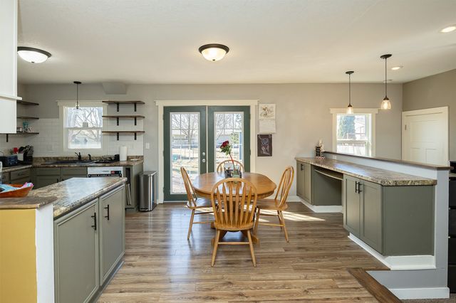 910 Lincoln Court SE, Bondurant, IA 50035