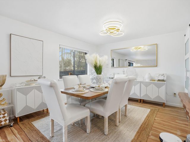 22664 11 Mile Road, Southfield, MI 48034