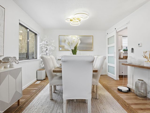 22664 11 Mile Road, Southfield, MI 48034