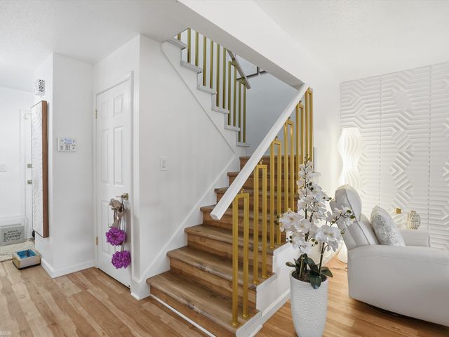 22664 11 Mile Road, Southfield, MI 48034