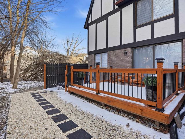 22664 11 Mile Road, Southfield, MI 48034