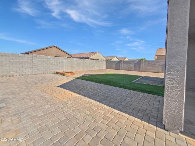 3720 E HENSON Street, San Tan Valley, AZ 85140