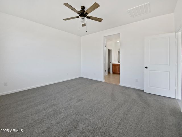 3720 E HENSON Street, San Tan Valley, AZ 85140