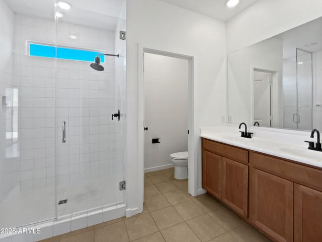 3720 E HENSON Street, San Tan Valley, AZ 85140