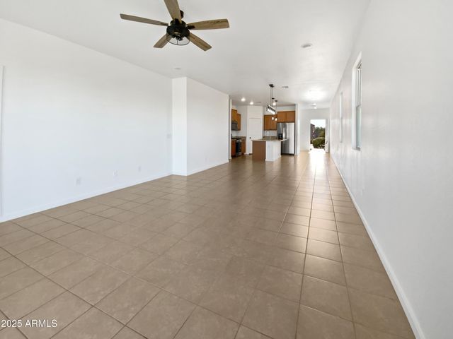 3720 E HENSON Street, San Tan Valley, AZ 85140
