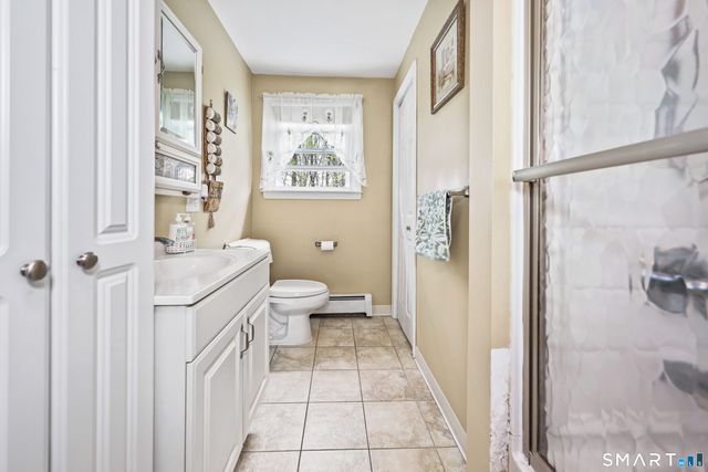 39 Marita Drive, Waterbury, CT 06705