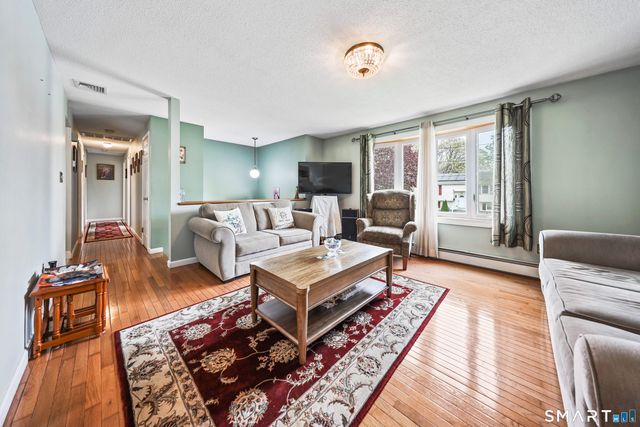 39 Marita Drive, Waterbury, CT 06705