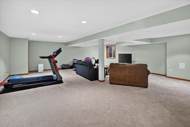 5651 Byrneland Street, Fitchburg, WI 53711
