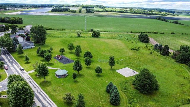 5651 Byrneland Street, Fitchburg, WI 53711