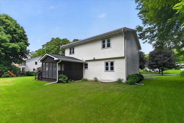 5651 Byrneland Street, Fitchburg, WI 53711