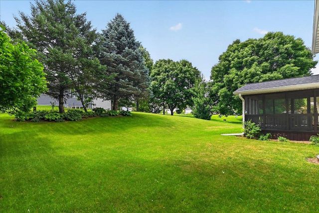 5651 Byrneland Street, Fitchburg, WI 53711