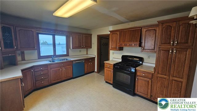 2312 4th Street, Wilson Boro, PA 18042