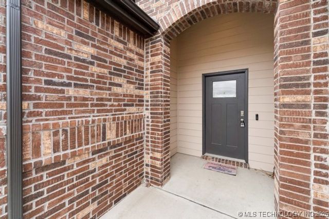 1503 Bluestem Drive, Bartlesville, OK 74006