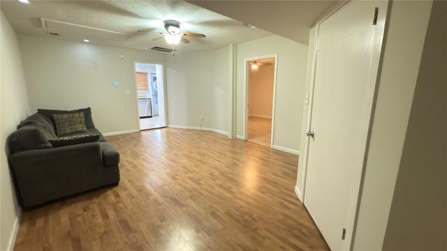 6 Fairview DR, Round Rock, TX 78665