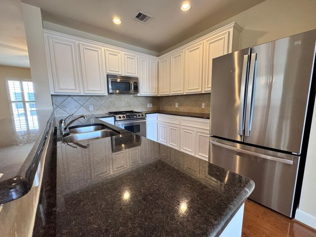 2333 Ann Street, Houston, TX 77003