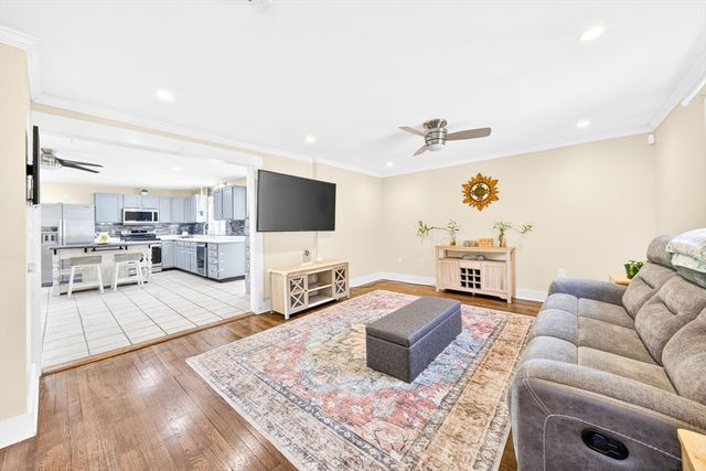84 Fowler Rd, Lowell, MA 01854