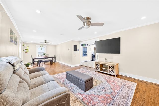 84 Fowler Rd, Lowell, MA 01854