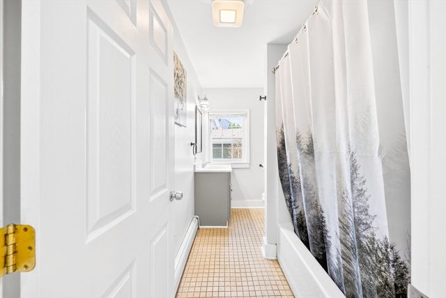 84 Fowler Rd, Lowell, MA 01854