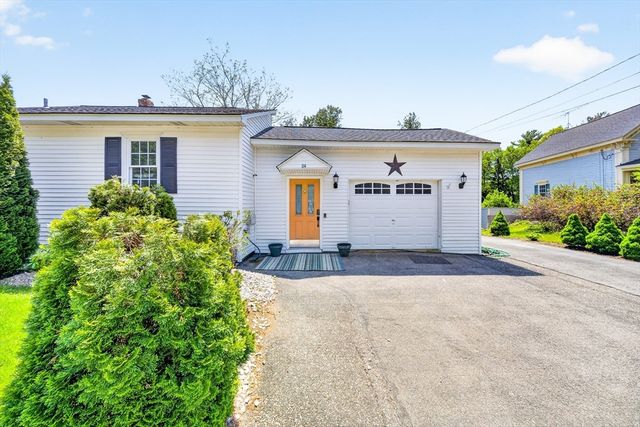 84 Fowler Rd, Lowell, MA 01854