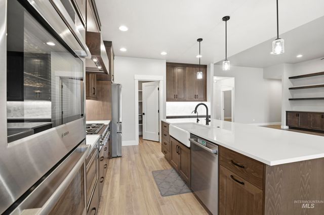 4640 N Mckinley Park, Meridian, ID 83646