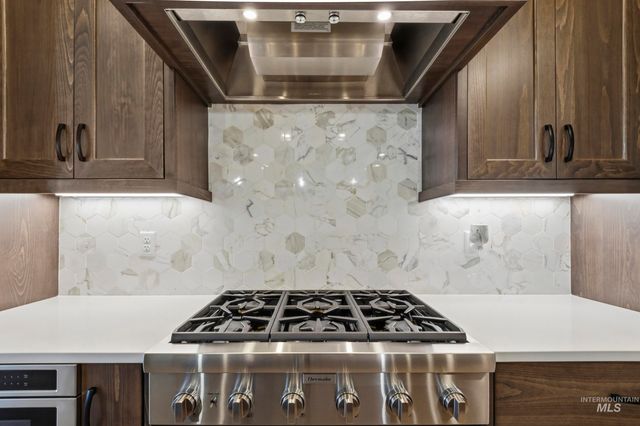 4640 N Mckinley Park, Meridian, ID 83646