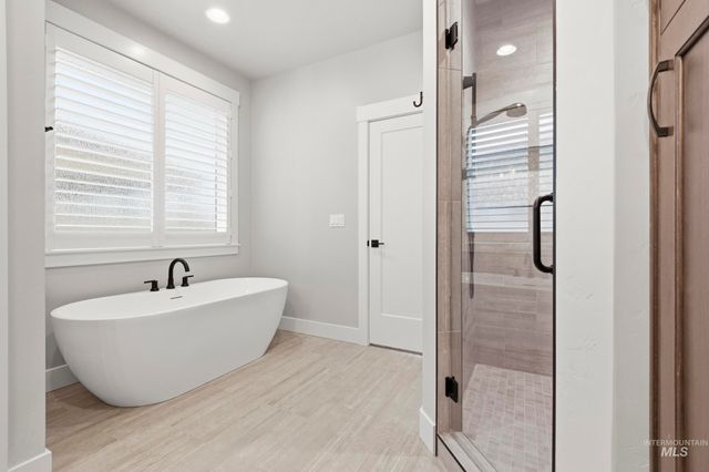 4640 N Mckinley Park, Meridian, ID 83646