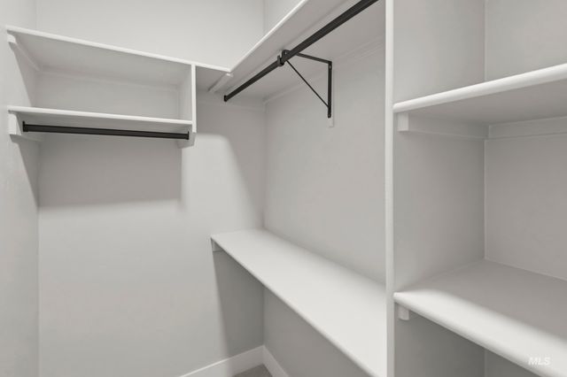 4640 N Mckinley Park, Meridian, ID 83646